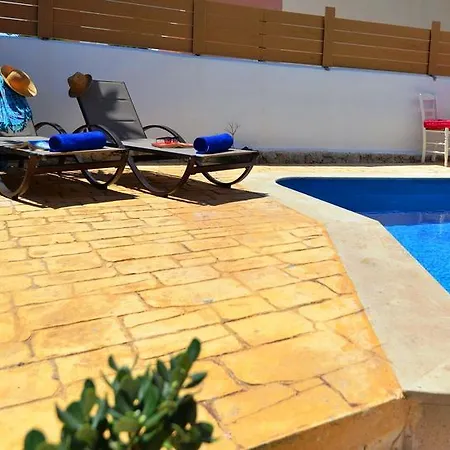 בית נופש Casa Nerium